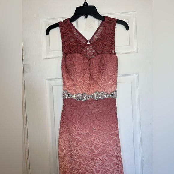 TWO-TONED ROSES DRESS - Picture 5 of 10